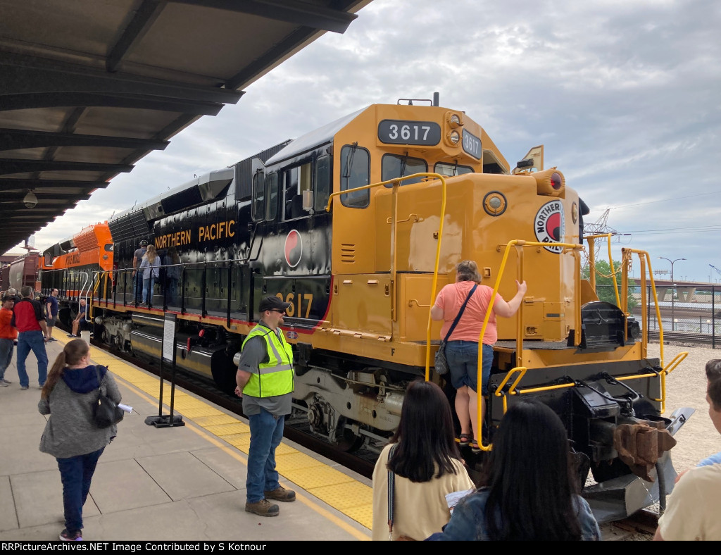 NP SD45 St Paul depot train days May 2022